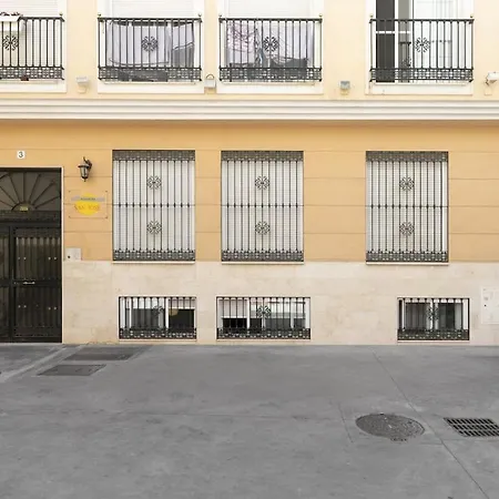 Cozy In Pasaje Olletas Apartment Malaga